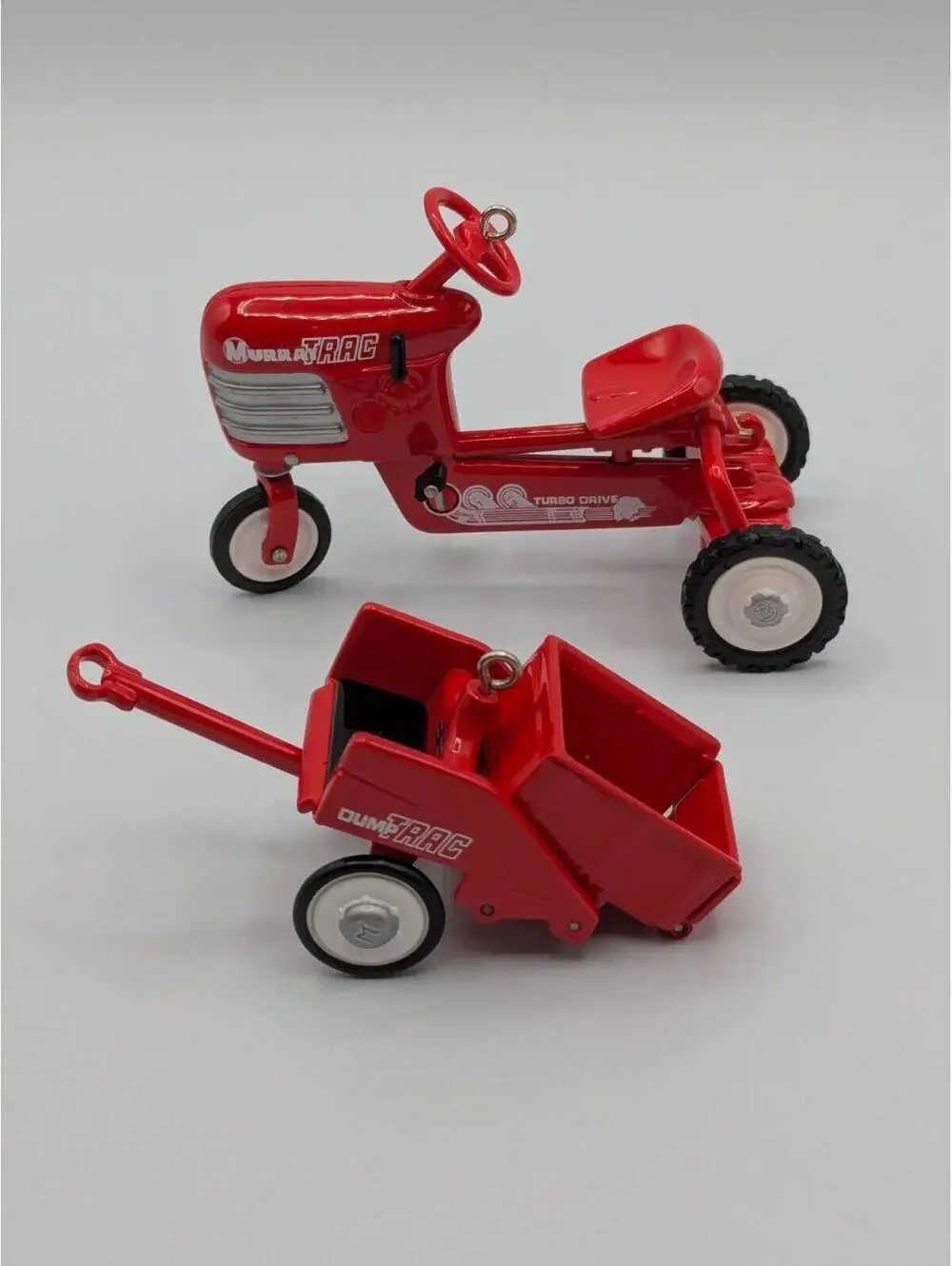 Hallmark Keepsake 1955 Murray Tractor and Trailer, 1998, 5th in the Series, NEW
